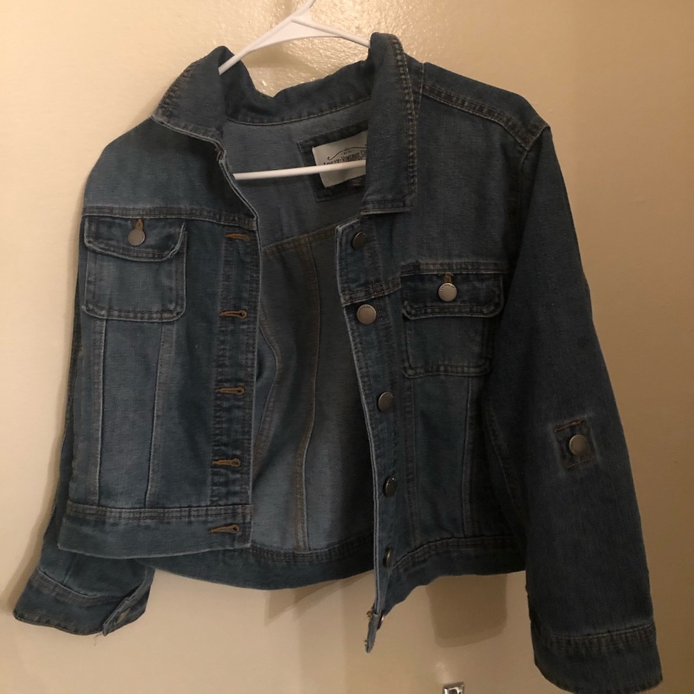 Cropped jean jacket